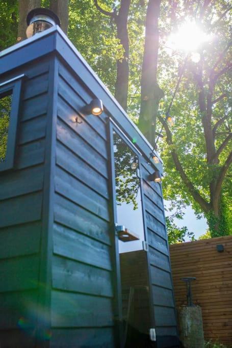 86, Bed & Outdoor Wellness - Sauna, Hottub, Icebath & Outdoor Shower Included! Oisterwijk Exterior foto