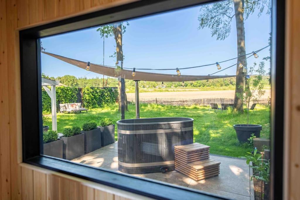 86, Bed & Outdoor Wellness - Sauna, Hottub, Icebath & Outdoor Shower Included! Oisterwijk Exterior foto