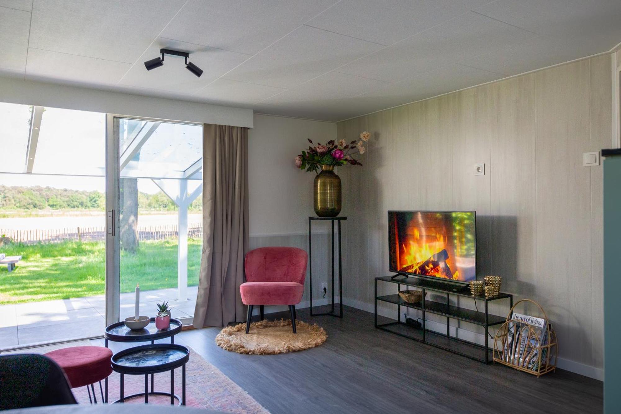 86, Bed & Outdoor Wellness - Sauna, Hottub, Icebath & Outdoor Shower Included! Oisterwijk Exterior foto